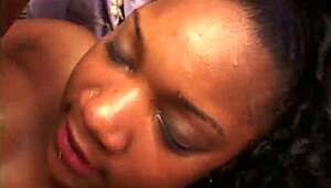 Oiled pregnant ebony rides barefoot cowgirl to cumshot in barefoot and pregnant vol 19.