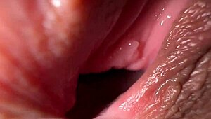 Ever seen an 18yo teen's extreme close-up solo play?