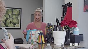 sara jay dives into soaking wet lesbian cunts licking every drop yum