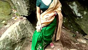 Quick bang with stepsis in jungle on family vacation