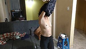 bluezao teaching me seduction and sensual moves kkkkk come try it??