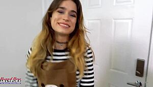 Pamela Morrison's wet gypsy pussy takes dildo then bj