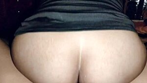 Latina mommy bends over fat ass doggystyle homemade for hubby's cum