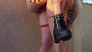 hey gushi and ski start kissing hot during their photo shoot