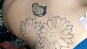 Girlfriend blindfolded sucks old friend without knowing filmed 😏