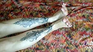 Oiling my feet to jerk you perfectly