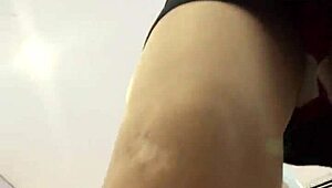 Asian Skirt Tease Upskirt