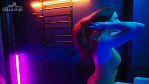 Blonde Bella Mur picks up Sofia Simens in club toilet for wet pussy licking and strapon