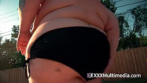 obese ssbbw ivy davenport squeezes fat rolls stuck tight in chair 😱🍔