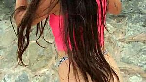 hey babe check this sexy petite brunette dancing n flashing her bikini on the beach 😍🌴 public fun with the girl next door!