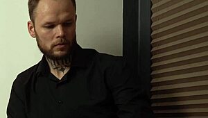 Fucked Tall Skinny Hottie’s Pussy Full of Cum