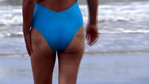 on the beach mommy milf flashes big hairy pussy masturbates hard till orgasm voyeur