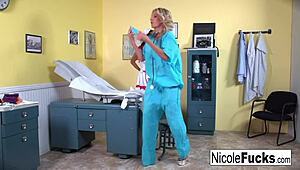 HOT NICOLE'S LESBIAN DOCTOR VISIT TURNS INTO BIG TITS PATIENT PUSSY FUCKING THREESOME!