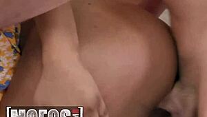 sommer isabella spots voyeur sean watching her