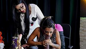 hey babe 😏 watch this naughty brunette tease her skills, strip naked, flash those perky tits and wet pussy... she loves touching herself during sex! 🔥 casal fada prazeres sheer red halloween