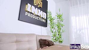 Curvy Peruvian Jungle Ass Gets Tricked And Fucked Outdoors By Stranger