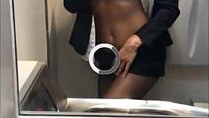 Flight Attendant Boldly Cams Hardcore on Camsoda Using In-Flight Wifi Publicly