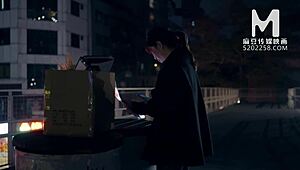 whoa, this asian office lady is cheating hard at work 😏 bent over doggystyle action!