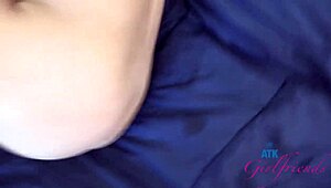 Hey, Kimmy Kimm took that creampie and shoved it back in, no condom GFE?