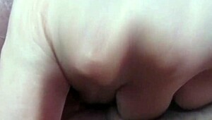 wanna see this close-up object insertion stretch her pussy clit to orgasm?