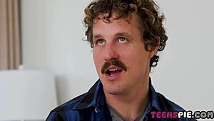 Horny Petite Sona Bella Deepthroats for Creampie Fuck