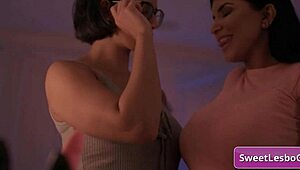Sexy Big Tit Lesbians Penny Barber Romi Rain Finger Lick Eat Juicy Pussy Orgasm On Massage Desk Table
