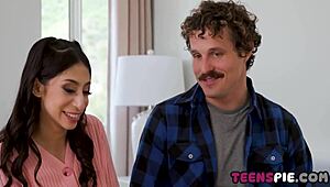 Horny Petite Sona Bella Deepthroats for Creampie Fuck