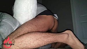 Intense homemade fleshlight session brings pure satisfaction