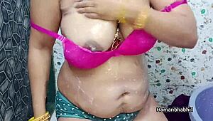 hot indian desi bhabhi strips down for steamy bath mms