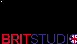 Two eager schoolgirls spread legs wide as cougar dives into their wet pussies