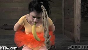 Naughty girl lusts for that hot sticky FACIAL finish 😈💦