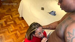 negro bbc dotado trainer fode personal completa... damn hot!
