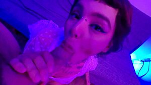 Tempting Cute Alt Teen Fills Mouth with Lucky Guy's Cream