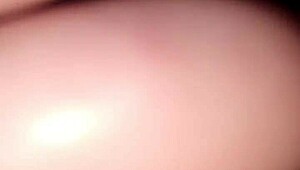 Girlfriend unwinds with boyfriend's teasing licks on her soft toes and feet