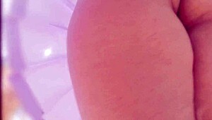 latina secretary films bare skirt for deep anal craving