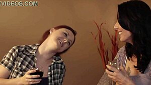 Karlie Montana and Zoey Holloway Lick Shaved Pussies and Scissor in Heels