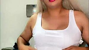rica angelita transexual shows off those rich tits