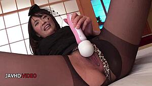 Sultry Asian bombshell sucks cock hard then takes raw pounding 😈💦