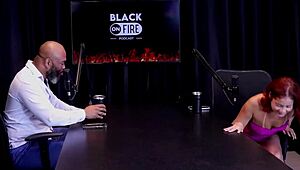 Ruiva Safada Bruna Ferrari Shows Off Her Ass After Hubby Suggests Swinging for Big Thick Cocks