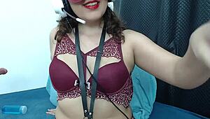 Brazilian MILF webcam JOI guides your hot explosive cumshot