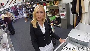 damn this young tight slut gettin rough fucked in shop 😈🍆
