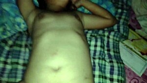i'm fuckin my teen girlfriend anal while she scrolls tiktok