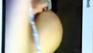 french webcam slut fanny shoves dildo deep in shaved pussy