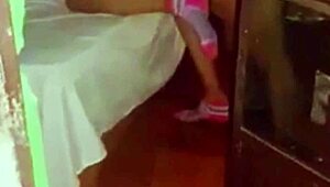 Mi puta novia coge con padrastro, la grabo penetrada duro! 😈🍑
