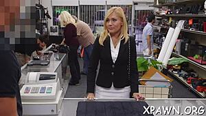 damn this young tight slut gettin rough fucked in shop 😈🍆