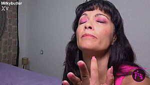 Tantric Masseuse Italian Cougar Raises More Than Spirits