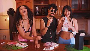 omg these girls explode cumming on toys together 😍🔥