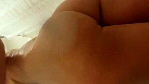 face sitting while she jerks my cock so good damn