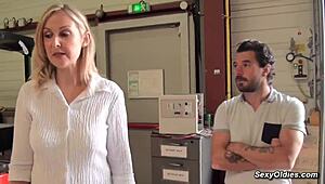 Ever Wondered How Tall Milf Melany Paris Rides in Warehouse?