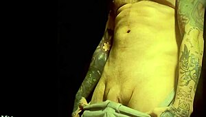 daddy's bwc blasts load after load in this homemade muscular euro tanned tattooed barefoot bedroom compilation